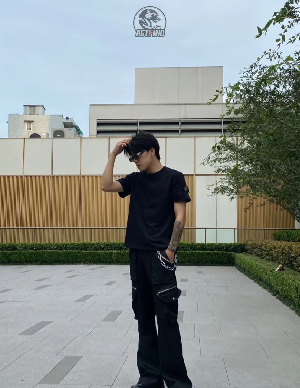 Article::Stone lsland T-shirt  tee (20+)