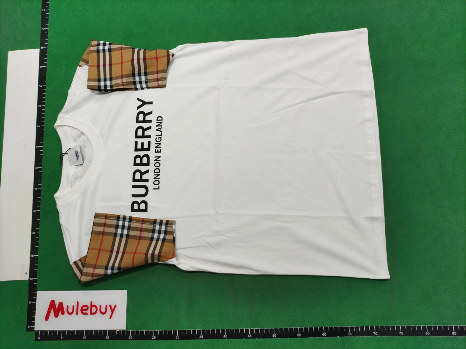 Burberry tee