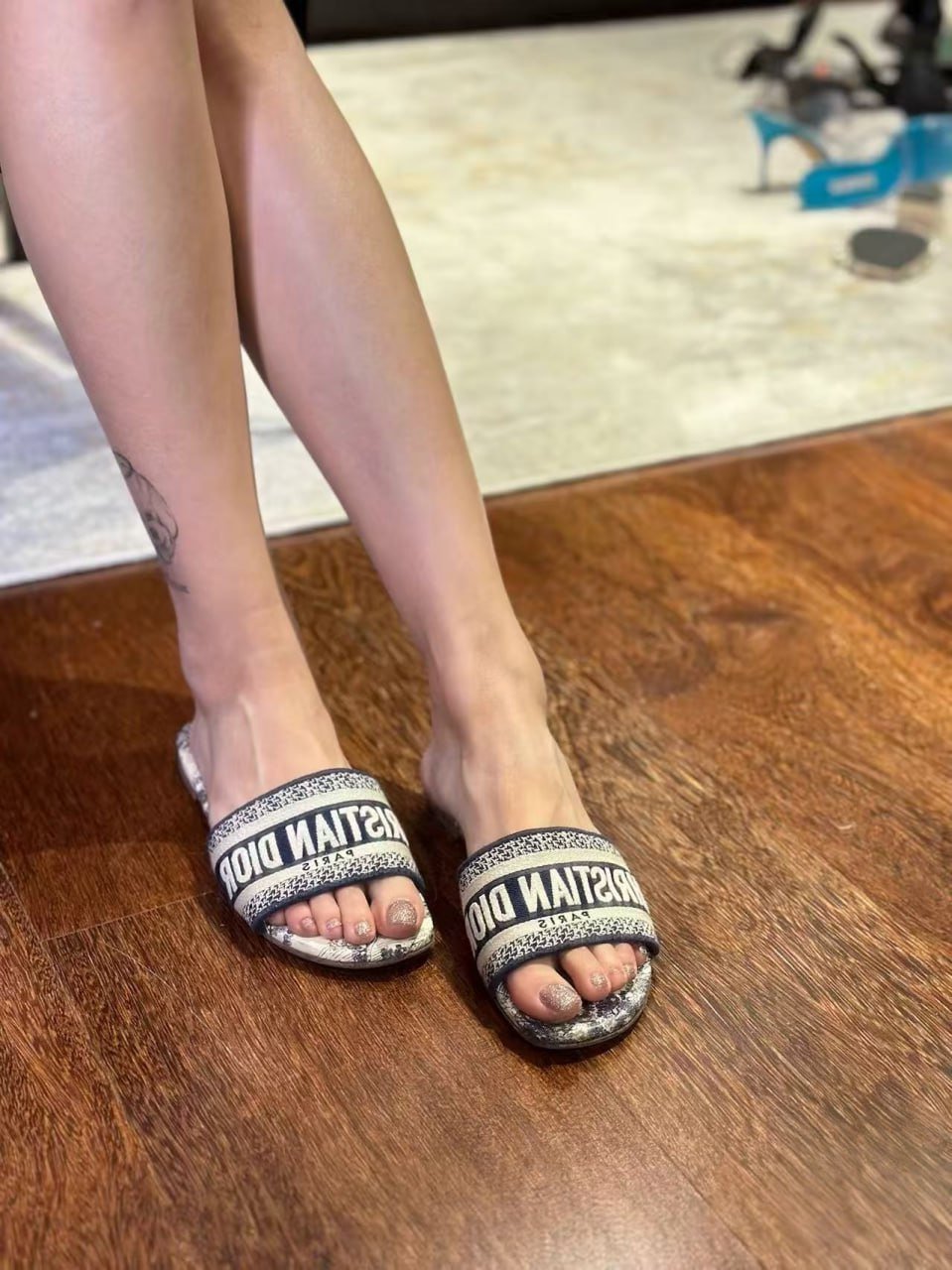 Dior Slipper #Dior_W2C #Slipper