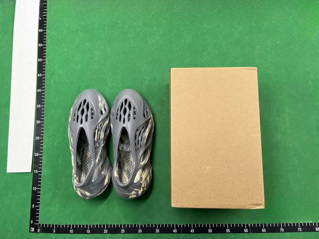 Yeezy Slippers Sandals 