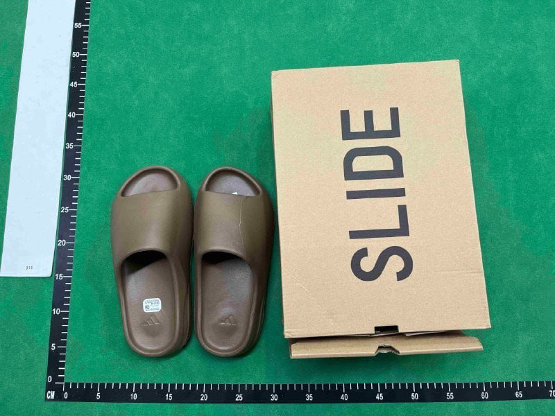 Yeezy Slippers Sandals 