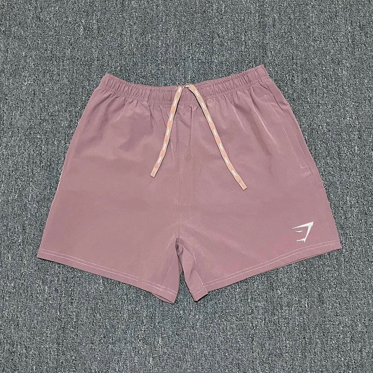 Gymshark vest/T-shirt/shorts/trousers #Gymshark #tshirt ?Price :CNY 39.00 ≈ EUR 4